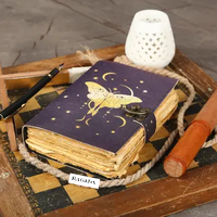Radaba Luna Moth Blank Spell Book of Shadows Journal avec fermoir à cadenas, carnet vintage fait main en cuir imprimé papillon A4/A5/A6