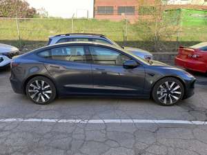 Tesla Model 3 Long Range AWD 2024 d'Occasion en Très Bon État - Product Image 6