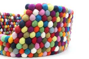 Elegante cama para perros con patrón sólido multicolor Casa de lana ecológica para mascotas Cama de fieltro cálida y cómoda para perros - Product Image 2