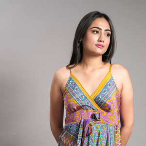 ชุดเดรสยาวผ้าไหมพิมพ์ลายดอกไม้สำหรับผู้หญิง เปิดหลัง สไตล์ทางการ สำหรับใส่ไปเที่ยวทะเลช่วงฤดูร้อน สไตล์โบฮีเมียน ไซส์เดียว งานแฮนด์เมด Lavinas - Product Image 1