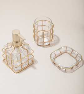 "ชุดอ่างอาบน้ำที่สง่างามเหนือกาลเวลาในชุดทองเหลืองโบราณเสร็จสิ้นคอลเลกชันที่ได้แรงบันดาลใจจากวินเทจสำหรับลุคคลาสสิกหรูหรา" - Product Image 1