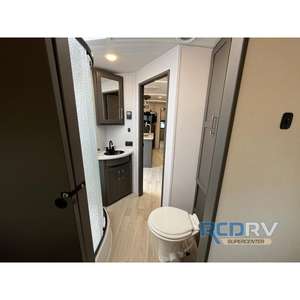 รถบ้านเคลื่อนที่ Keystone RV Bullet 330BKQ ปี 2026 ขนาด 38 ฟุต แบบ 3 สไลด์ รถใหม่ - Product Image 6