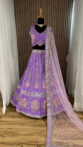 Dernier créateur Séquence de fil de soie lourde Travail Lehenga Choli par Fab Zone Vêtements indiens et pakistanais - Product Image 3