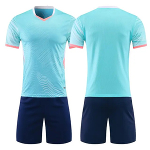 Uniforme de football pour hommes de la meilleure qualité Matériau respirant de couleur unie Nouveau style Ensembles Techniques de sublimation quantité minimale de commande bas Meilleur prix - Product Image 2