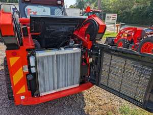 2024 KIOTI TL750 ROPS Skid Steer Loader avec moteur à cylindre hydraulique Huade et composants du noyau de la pompe inclus - Product Image 4