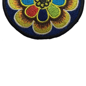 Logo de fleur personnalisé brodé patchs en chenille à la main à coudre Badges-Prix de gros quantité minimale de commande bas couleurs et tailles personnalisées - Product Image 2
