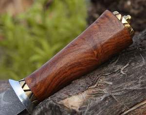 Cuchillo de Caza Bushcraft de Acero de Damasco de Alta Calidad Hecho a Mano, Venta Caliente, con Mango de Madera, Personalizado con Funda - Product Image 3