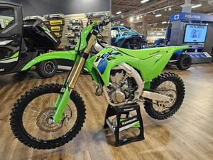 Super motos Kawasaki KX450F neuves, moteur 4 temps refroidi par liquide de 449 cm3, motocross, prêtes à être exportées dans le monde entier - Product Image 6
