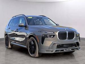 Últimas especificaciones para el BM-W ALPINA_XB7 SUV de lujo usado del 2024, 4.4L V8 Twin-Turbo AWD de alto rendimiento - Product Image 2