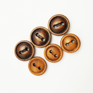 Botones redondos de madera naturales 16L con logotipo personalizado tipo botón de 2 agujeros para ropa - Product Image 1