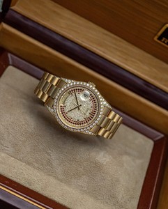 Relojes de Lujo Unisex con Diamantes de Imitación, Chapados en Oro de 14K, Estilo Hiphop Personalizado, Resistentes al Agua - Product Image 3