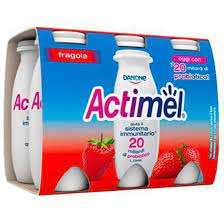 Danone Actimel Dessert Yogourt Multifruit 4x100g-Danone Actimel Lait fermenté aromatisé à la fraise 1.5% 100g - Product Image 4