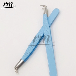 Pinzas de volumen de Punta plateada con logotipo personalizado de la mejor calidad RMI, pinzas de pestañas de diamante sostenibles con revestimiento de polvo azul cielo - Product Image 2