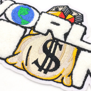 Fabricant de patchs de broderie personnalisés, brodés à la presse à chaud pour veste et chapeau universitaire - Product Image 2