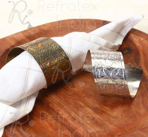 Anneau de serviette en métal, fournisseur en vrac et fabrication par réfractex inde fabriqué en inde pour une meilleure qualité et plus de couleur - Product Image 2