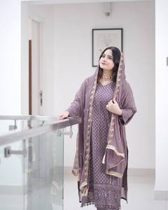 R & D exporta tela de rayón Conjunto de Salwar Kameez indio y pakistaní para mujeres con Dupatta Impresionante combinación de colores para todas las estaciones - Product Image 6
