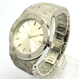 <span class=keywords><strong>Montre</strong></span> en acier inoxydable, boîtier en acier inoxydable argenté givré, cadran brossé effet soleil, <span class=keywords><strong>bracelet</strong></span> <span class=keywords><strong>intégré</strong></span>, <span class=keywords><strong>montre</strong></span>-<span class=keywords><strong>bracelet</strong></span> à quartz pour homme 2025 - Product Image 2