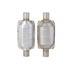 Convertisseurs catalytiques en céramique métallique d'échappement de voiture de haute qualité convertisseur de catalyseur Euro 4 Euro5 - Product Image 1