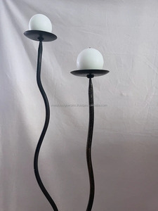Tourbillon design grand bougeoir décoratif décor à la maison sol métal bougie piliers pour salon intérieur et extérieur bougies piliers - Product Image 2