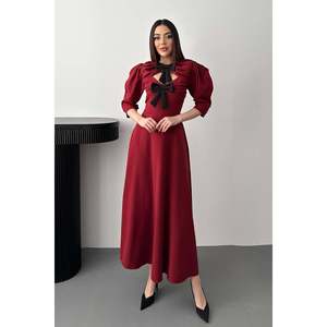 Vestido Largo Color Borgoña con Abertura Frontal y Detalle de Lazo - Borgoña - Product Image 1