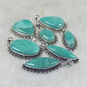 จี้หินอเมซอนสีเขียวธรรมชาติสร้อยคอเครื่องประดับดีไซน์เนอร์พร้อมชุบเงินสเตอริ่งสไตล์แฟชั่นสำหรับงานเลี้ยง - Product Image 3