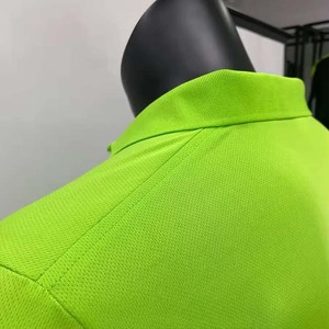 เสื้อยืดผู้ชายแขนสั้นผ้าคอตตอนถัก 100% รับผลิตตามสั่ง พร้อมปักโลโก้ น้ำหนัก 210 กรัม ดีไซน์ผ้าแคนวาสเรียบ แห้งเร็ว - Product Image 6