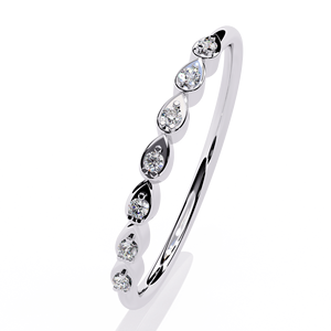 Anillo de Compromiso Solitario Minimalista con Forma Personalizada SHREERAJ SOLITAIRE para Mujer, Oro Sólido de 14K/18K con Baño de Rodio y Diamantes - Product Image 4