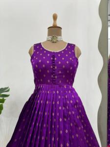 ชุดปาร์ตี้สวมใส่และ Koti ที่สวยงามพร้อมด้ายและลำดับการทำงาน - Product Image 5