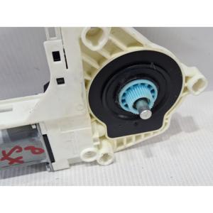 Moteur électrique de vitre arrière gauche AUDI Q5 Série (8RB) 8K0959811A (08>12) - Product Image 2