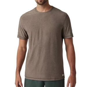 Venta al por mayor 100% algodón orgánico hombres camiseta logotipo personalizado bajo MOQ gimnasio ajustado estilo casual con diseño ligero - Product Image 1