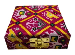 กล่องของขวัญของที่ระลึกสำหรับงานแต่งงานกล่องใส่เครื่องประดับขนาด10x10x5ซม. - Product Image 4