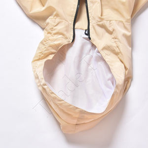 OEM 2025 chaqueta al por mayor logotipo personalizado impermeable a prueba de viento transpirable ligero chaqueta de lluvia al aire libre de poliéster suave - Product Image 5