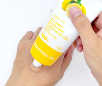 LEBELAGE Gel hydratant éclaircissant anti-âge apaisant sans huile à la vitamine C, à la glycérine et à l'acide hyaluronique pour tous types de peaux |