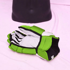 Gants de hockey sur glace légers et personnalisés Nouveau style de gants de hockey sur glace Gants de hockey sur glace de qualité supérieure avec toutes les tailles - Product Image 4