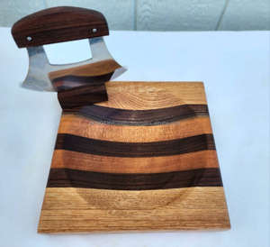 มีดตัดพิซซ่าสีเงินอเนกประสงค์พร้อมปลอกหนังทำจากสแตนเลสอเนกประสงค์เป็นมิตรกับสิ่งแวดล้อมแบบดั้งเดิม - Product Image 1