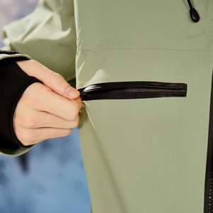 เสื้อกันฝนแบบใหม่ ผ้าสามชั้น ระบายอากาศได้ดี เป็นมิตรกับสิ่งแวดล้อม กันน้ำ สำหรับปีนเขา - Product Image 4