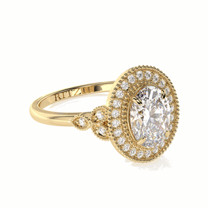 Bague de fiançailles de style halo en diamant ovale pour elle - Product Image 3