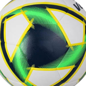 Balón de Fútbol Pakistaní de Alta Calidad con Diseño Personalizado en Color, Balón de Fútbol de Cuero de Primera Calidad, Transpirable y Ligero - Product Image 4