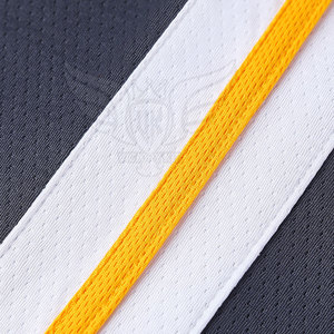 เสื้อบาสเกตบอลผ้าโพลีเอสเตอร์ผ้า100% พิมพ์โลโก้ได้ตามต้องการ - Product Image 5