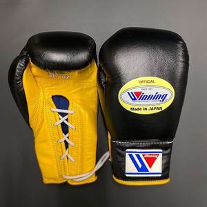 Guantes de Boxeo Profesionales Blancos de Alta Calidad % Cuero Genuino Cierre de Cordones para Muñeca Diseño Personalizable - Product Image 3