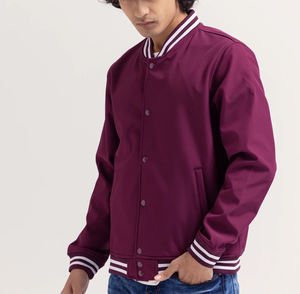 Chaqueta Varsity Personalizada de Poliéster/Algodón para Hombre, Estilo Urbano, con Bordado Chenille de Alta Calidad, Cuello Alto y Diseño Racing en la Parte Delantera - Product Image 3