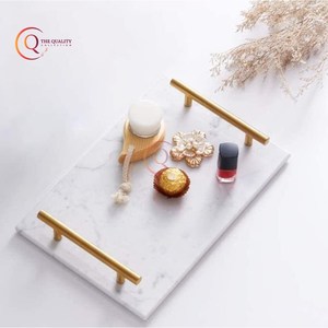 Plateau en marbre moderne pour servir la nourriture et le petit déjeuner Plateau de couleur blanche avec poignée en acier inoxydable plaqué or Design unique - Product Image 6