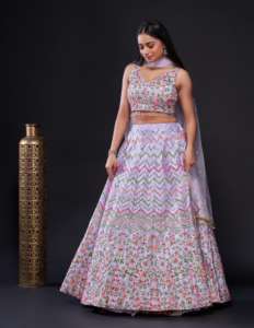 Último diseñador Heavy Satin Silk Thread Sequence Work Lehenga Choli por Fab Zone - Product Image 2