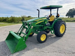 Tractor agrícola John Deere 5055E usado, de calidad original, en venta. - Product Image 3