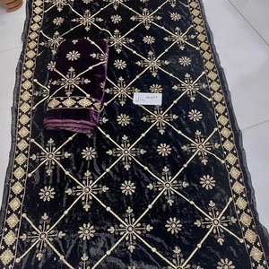 Châle en velours pour femmes, hiver, musulman, taille et couleur personnalisées, qualité supérieure, prix abordable - Product Image 5