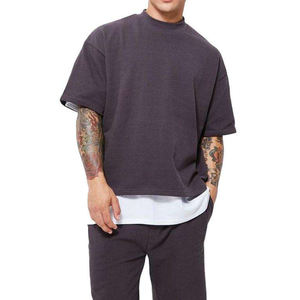 Bonne qualité hommes Boxy coupe ample recadrée surdimensionné T-shirt Street Wear T-shirt uni pour hommes 100% coton goutte épaule T-shirt - Product Image 1
