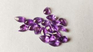 Piedra de corte facetado de tamaños calibrados de piedras preciosas sueltas con forma de pera amatista Africana natural del Fabricante Mayorista en línea - Product Image 6