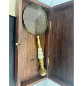 High Quality Polished <b>Magnifying</b> Glass with Antiqued Design Wholesome Buffalo Horn Handle Natural Crafts Style Metal <b>Reading</b> Aid - Product Image 3