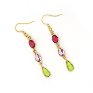ต่างหูห้อยประดับพลอยหลากสีสไตล์โบฮีเมียนทำมือ |   เพอริดอทสีชมพูฟิวเซีย |   ต่างหูทอง 18K ชุบ ปราศจากนิกเกิล ทำจากทองเหลือง - Product Image 4