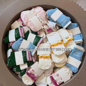 Chaussettes de Pilates personnalisées BCSI, tricotées, motif fleur de tulipe mignon, antidérapantes, respirantes, séchage rapide, à volants, pour femmes, pour la gym/yoga quotidienne en intérieur - Product Image 6